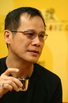 罗大佑照片
