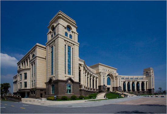 复旦大学