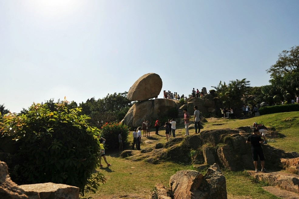 风动石景区