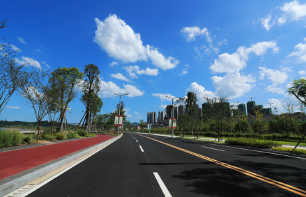 张坝滨江路