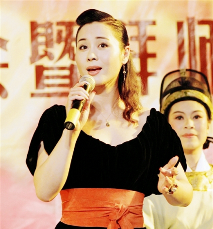 周柳萍演出照