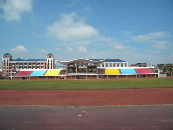 桂阳县第一中学田径场