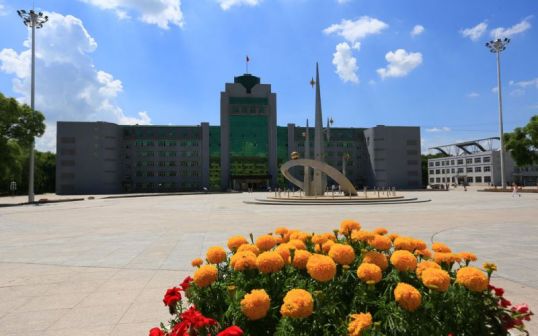 黑龙江护理高等专科学校外景