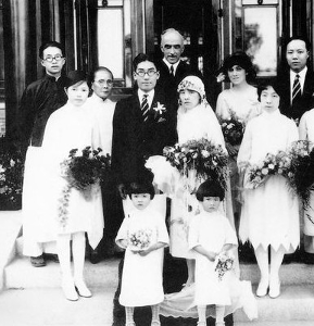 冰心和吴文藻补拍的结婚照