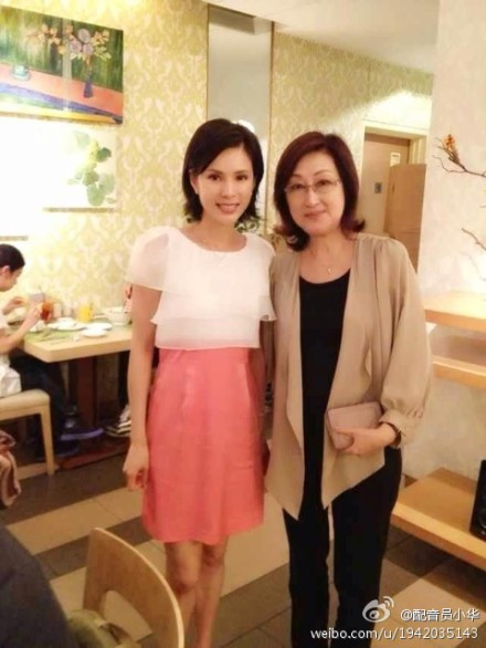2013年台前与幕后的小龙女合影