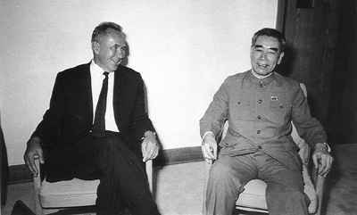 周恩来与苏联部长会议主席柯西金