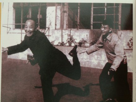 华传浩