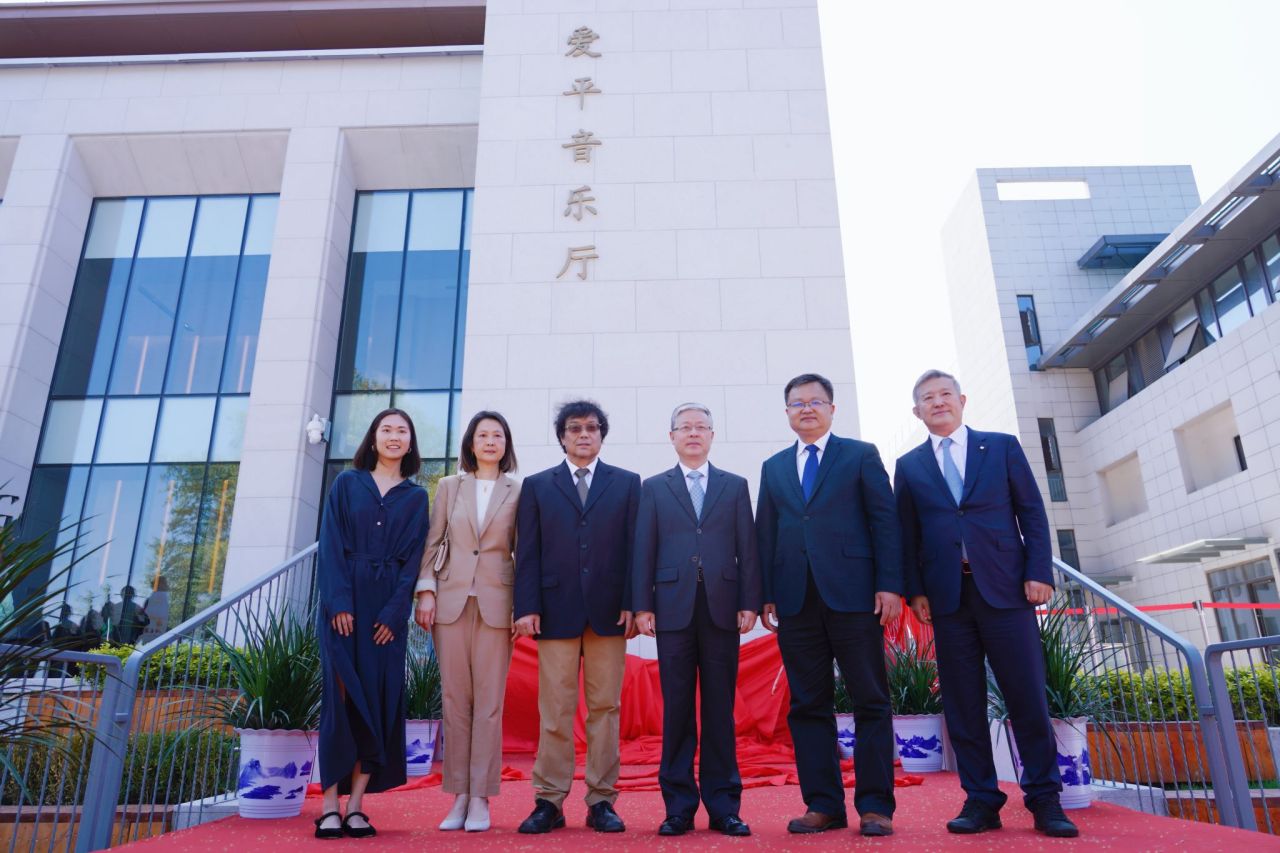 武汉大学爱平音乐厅正式启用 