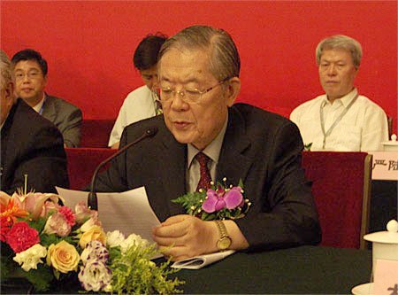 演讲照