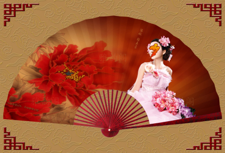 以婚纱照为扇面的挂扇