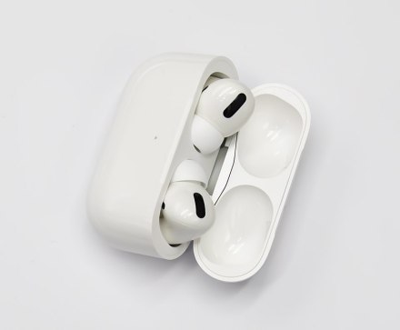 AirPods Pro Gen 1s