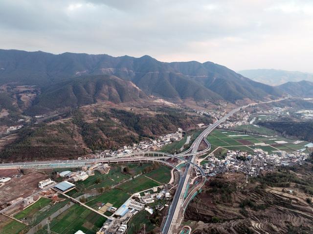 德会高速公路