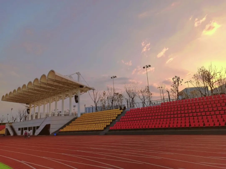 四川轻化工大学体育场