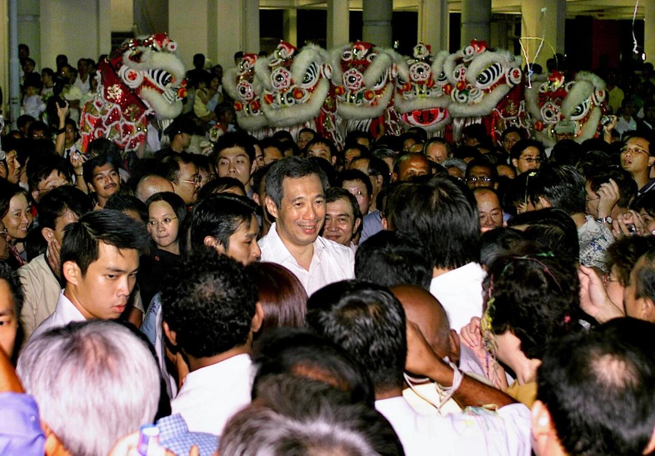 2004年李显龙参加宏茂桥参加基层为他而设的庆祝会 