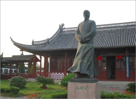 吴敬梓塑像