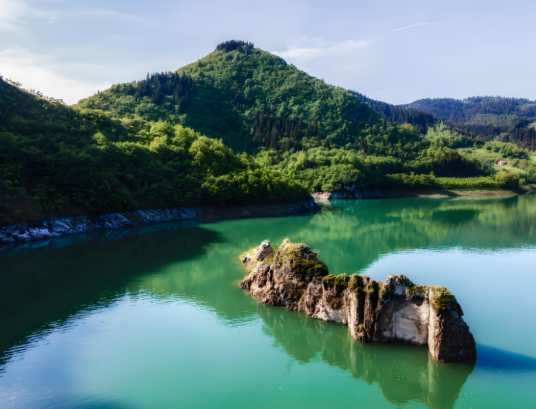 云峰湖