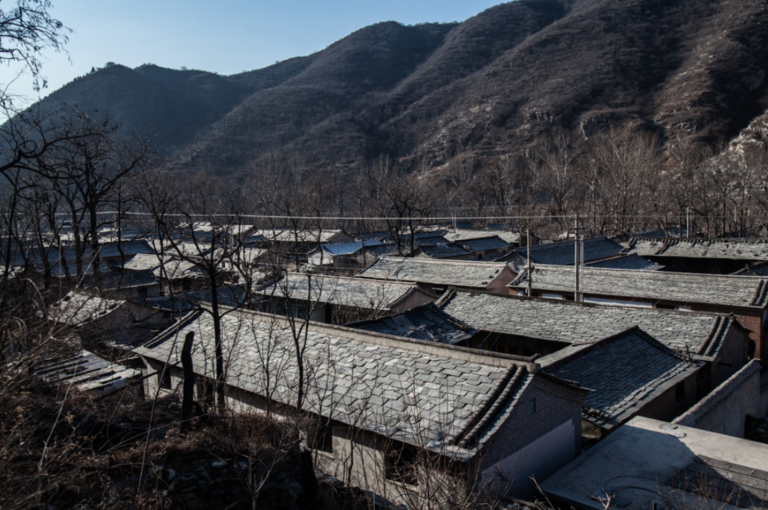 黑龙关村