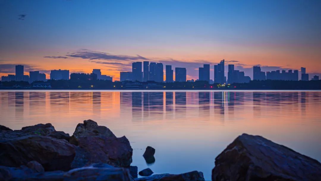 滨湖湖岸线