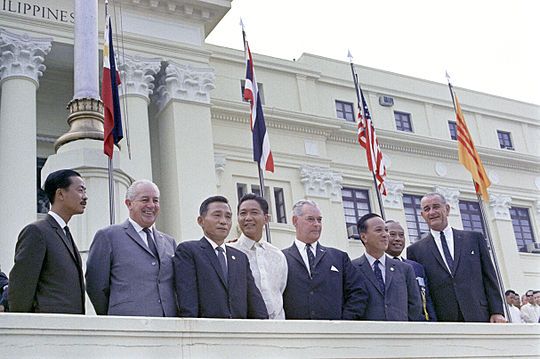 1966年，朴正熙参加东南亚条约组织会议