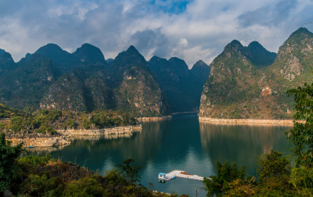 万峰湖小三峡景点