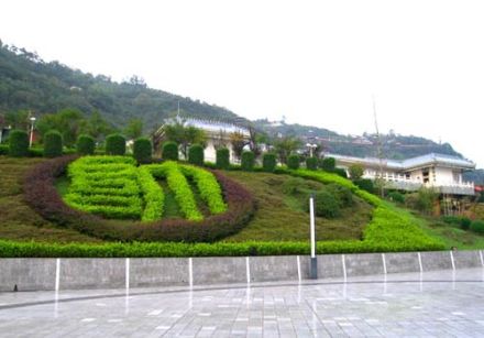 刘伯承同志纪念馆广场