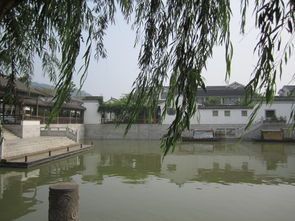 灵岩山