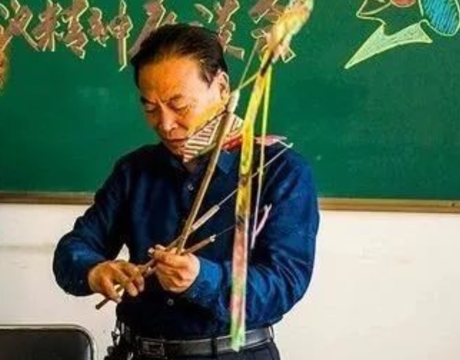 凌源皮影戏传承人刘景春