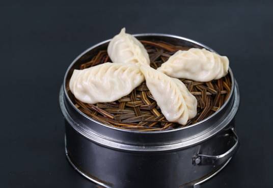 灌汤蒸饺