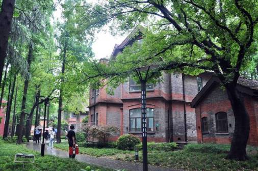 沪江国际文化园一角