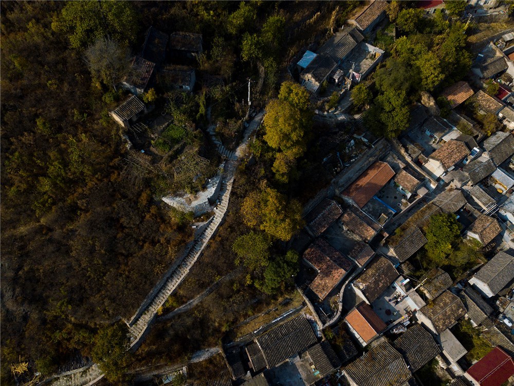 黄岭西村