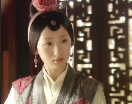高洋饰演妙玉（2010新红楼梦剧照）