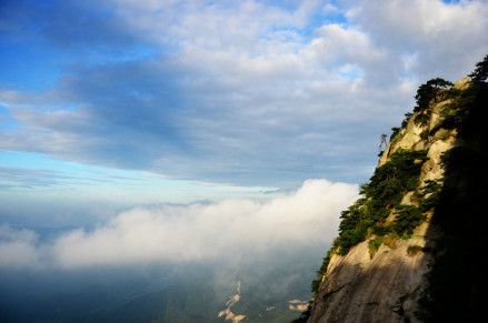 云丹山
