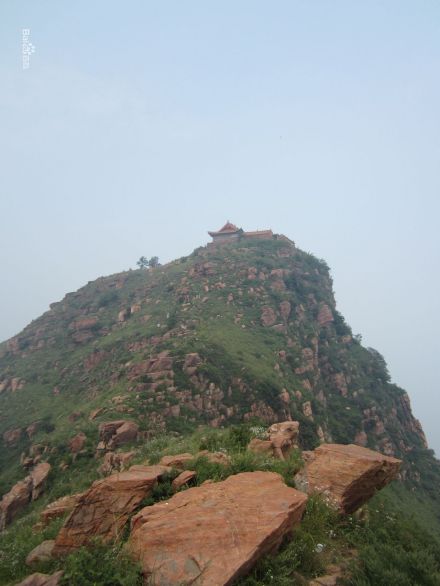 万安山