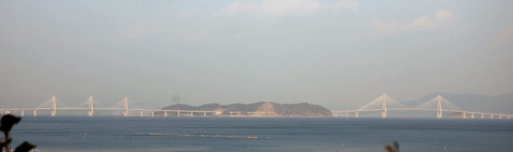 巨加跨海大桥