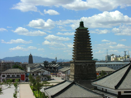 朝阳市区南北双塔