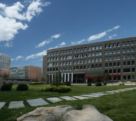北京大学附属中学