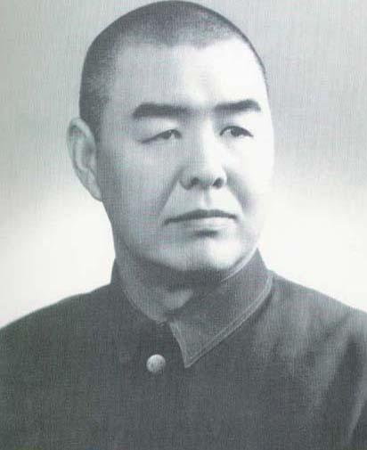 邓宝珊