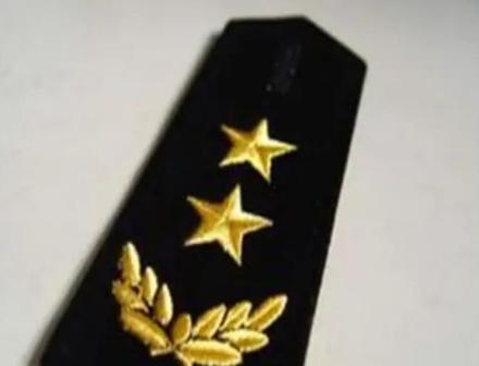 陆军中将