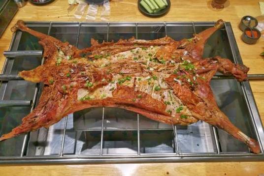 曹县烤全羊