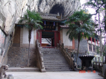 灵岩寺