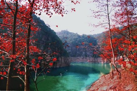 落脉河