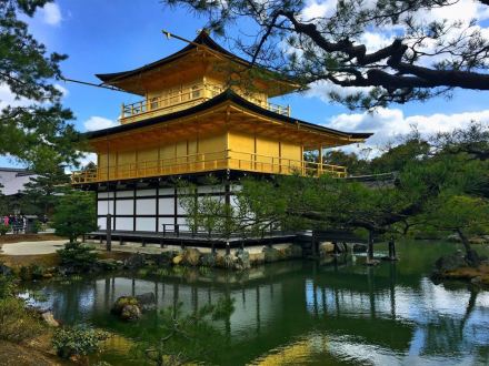 足利义满修建的金阁寺