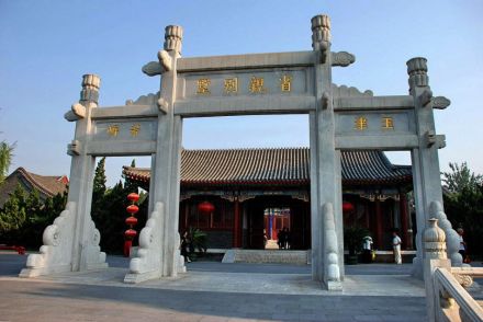 正邪两赋派的圣地-大观园
