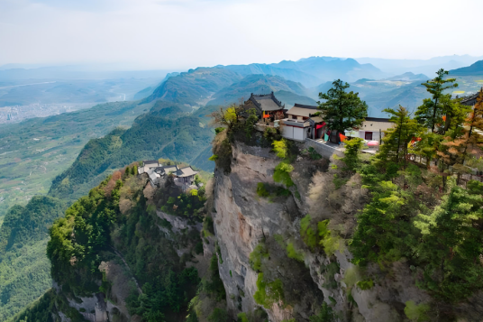 鸡峰山国家森林公园