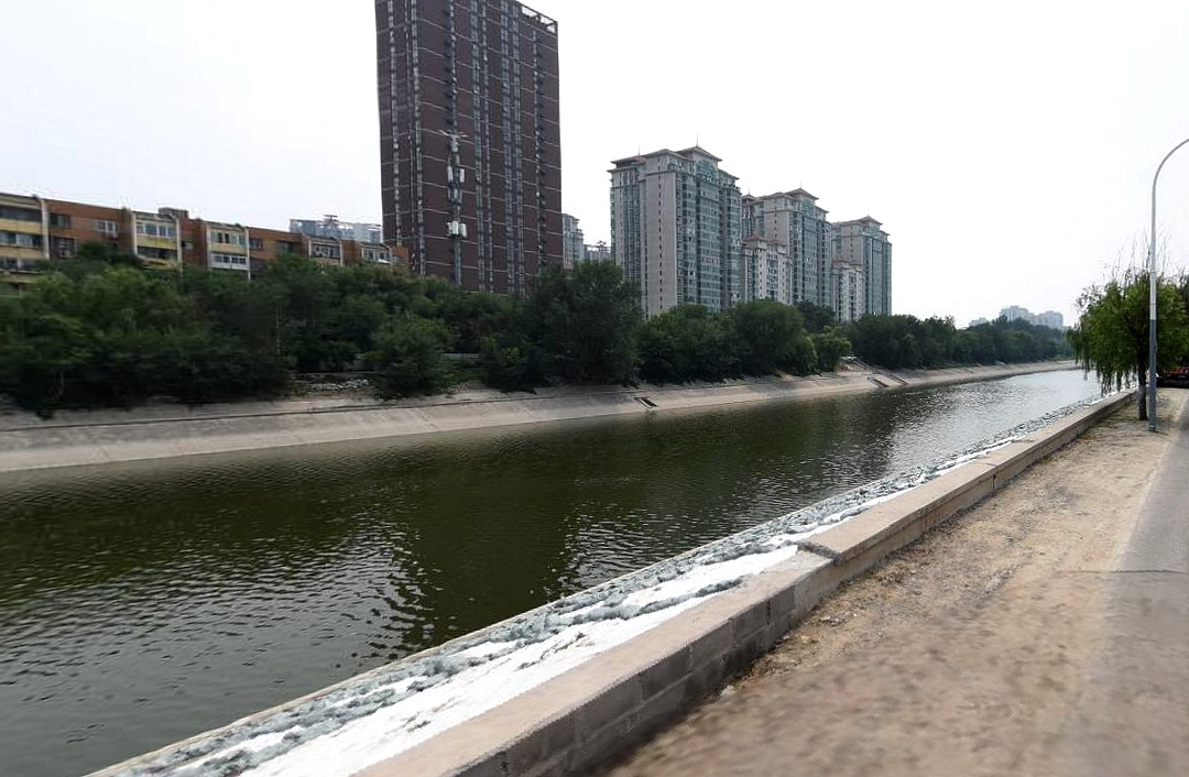 通惠河朝阳区八里桥东段