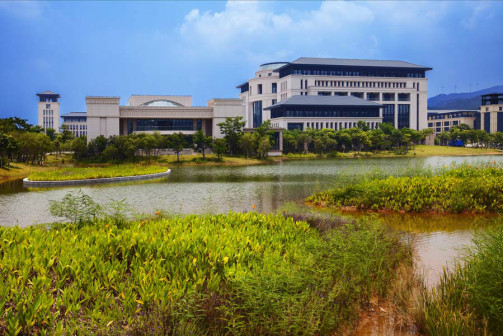 大学食堂及澳大宾馆