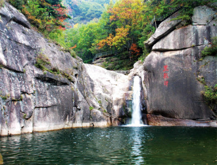 黑龙潭