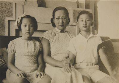 1941年8月4日,许地山去世当天,香港记者赶到许家拍的