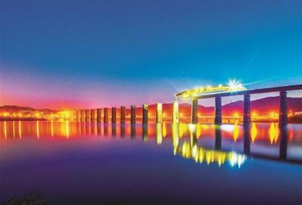 武西高速铁路夜景