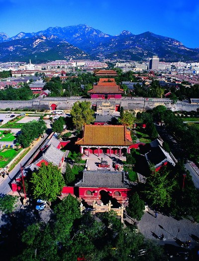 供奉东岳大帝的东岳庙（岱庙）